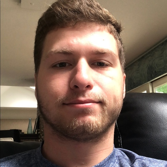 Meet your Posher, Kyle - Picture 1 of 1